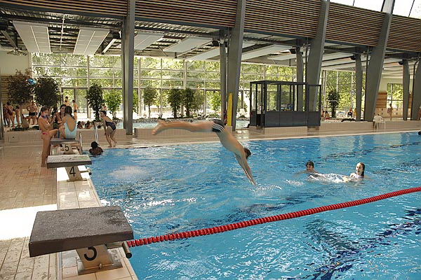 Centre aquatique � J.Grand-Colas